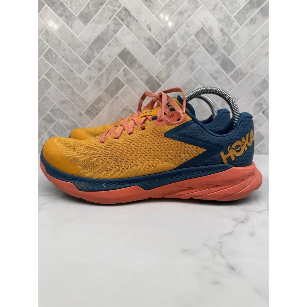 Hoka One One hoka one